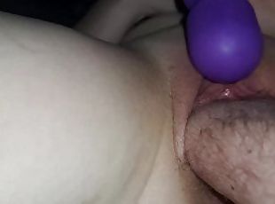 Milf cums hard while being fisted