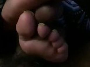 Bae Let Me Cum On Her Pretty Toes