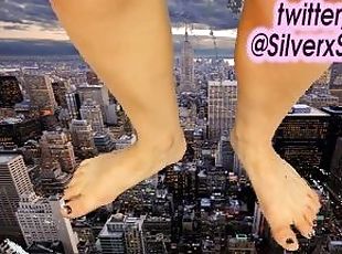 MEAN GIANTESS VORES and SWALLOWS PEOPLE