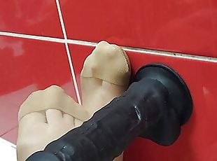 Footjob in nylon